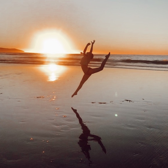 Meet your Posher, Shay!🤎 - Picture 1 of 2